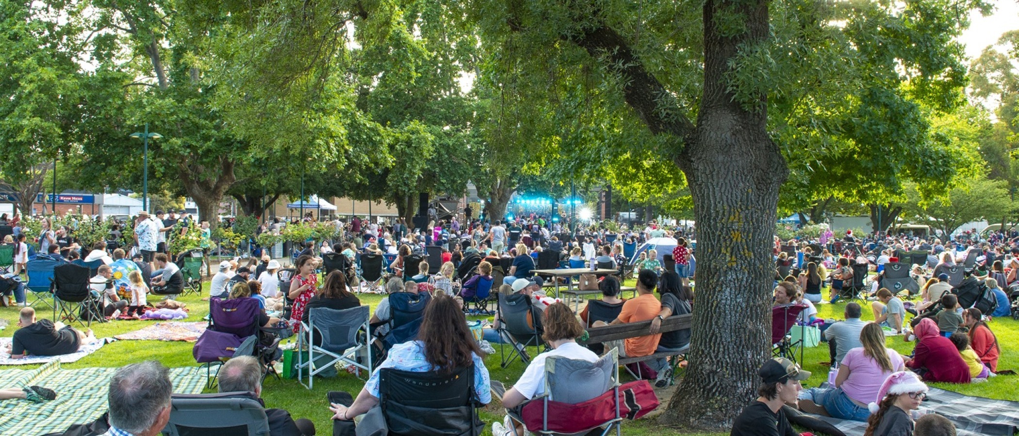 Carols by Candlelight 2024 SSP 5527