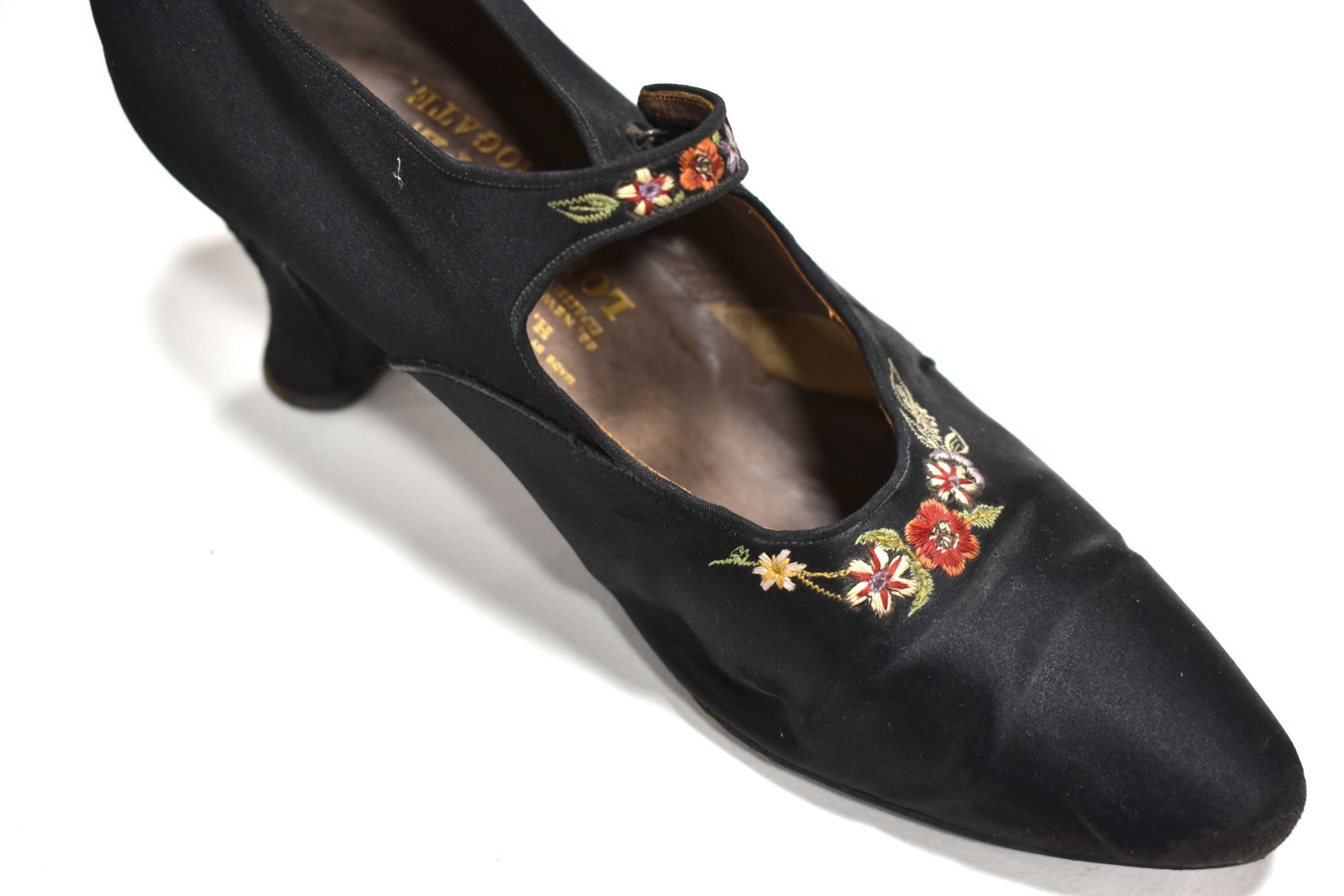 Undressing History - Iconic Shoes | Shepparton & Goulburn Valley