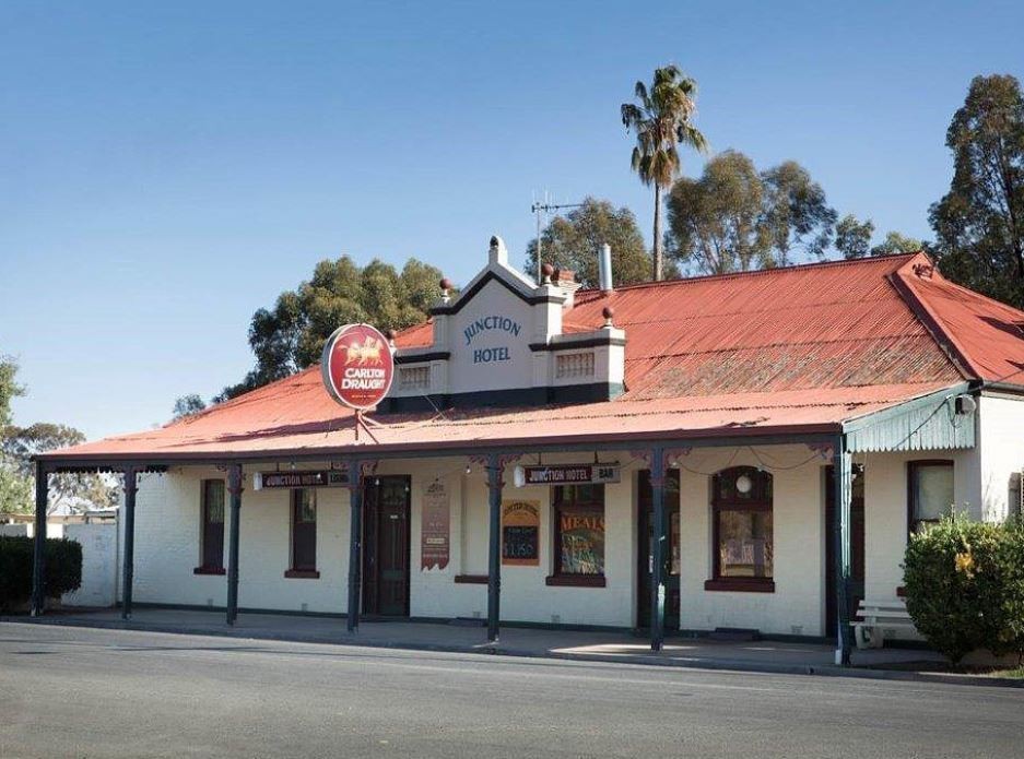 The Junction Hotel Toolamba Shepparton & Goulburn Valley