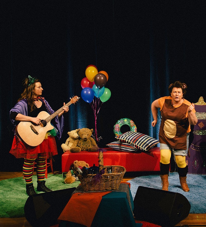 Riverlinks presents March Cushion Concert - With Monkey and Baggles