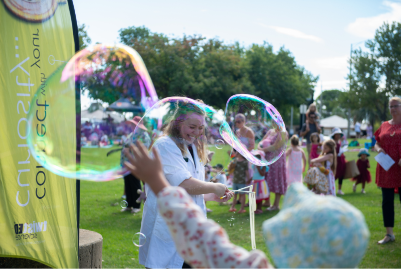 Giant Bubbles