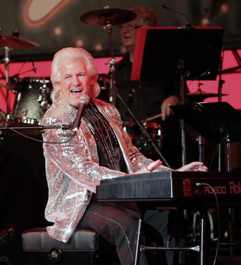 Riverlinks and HIT Productions present Jade Hurley - An Afternoon Delight