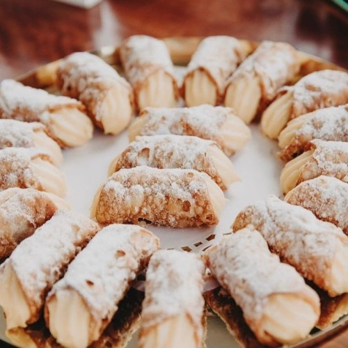 Piccolo Pasticceria Annual Cannoli Day