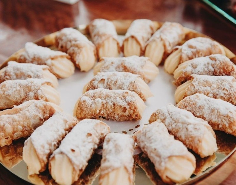 Piccolo Pasticceria Annual Cannoli Day