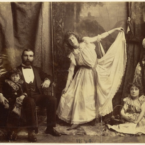 Connecting with the Past - Researching Your Family Tree at Shepparton Library - State Library of Victoria Resources