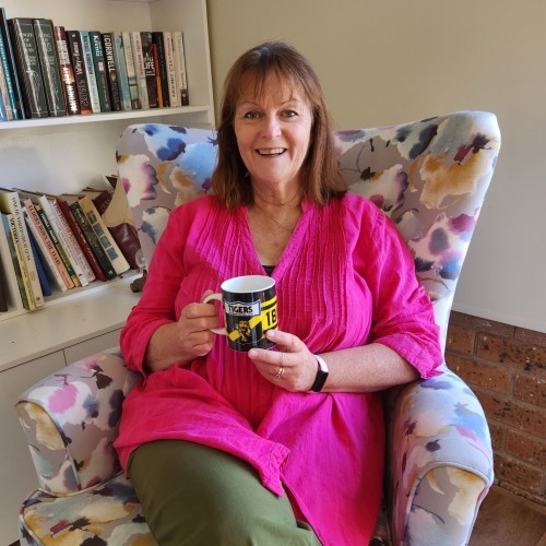 Author Talk at Shepparton Library - Robyn Howarth