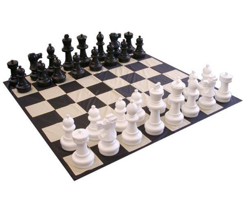 Giant Games at Shepparton Library - Chess and Noughts & Crosses