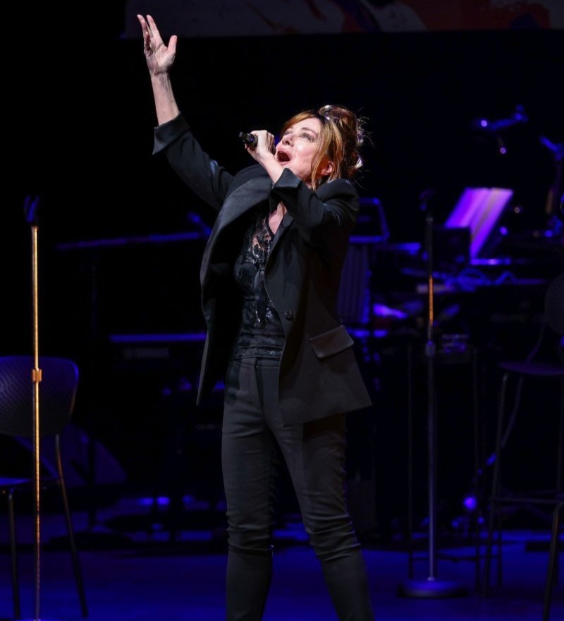 Riverlinks and Winding Road Productions present They Sang At Carnegie Hall -- Bernadette Robinson - AN AFTERNOON DELIGHT